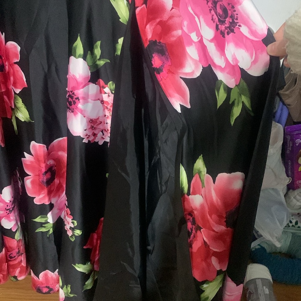 Prom/ formal gown, size 11/12 - Picture 3 of 3